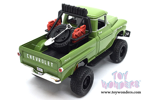 Motormax Off Road - Chevrolet® Apache™ Fleetside Pickup Truck (1958, 1/24 scale diecast model car, Green) 79135GN