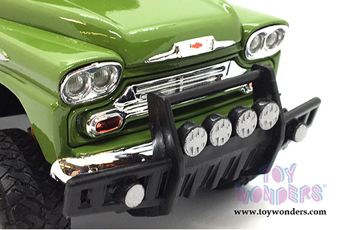 Motormax Off Road - Chevrolet® Apache™ Fleetside Pickup Truck (1958, 1/24 scale diecast model car, Green) 79135GN