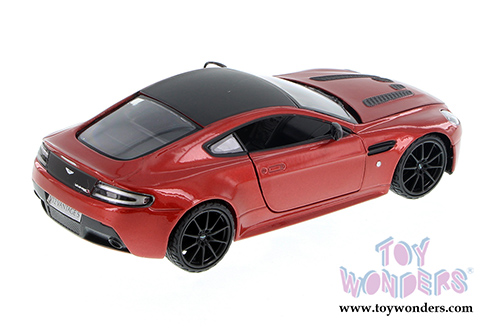 Showcasts Collectibles - Aston Martin V12 Vantage S Coupe Hardtop (1/24 scale diecast model car, Asstd.) 79322/16D