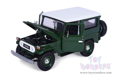 Motormax Platinum Collection - Toyota FJ40 (1/24 scale diecast model car, Green) 79323PTMG