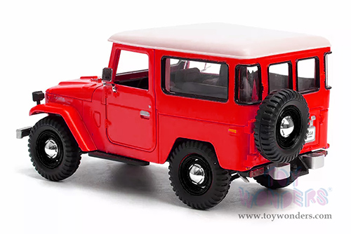 Motormax Platinum Collection - Toyota FJ40 (1/24 scale diecast model car, Red) 79323PTMR