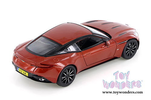 Showcasts Collectibles - Aston Martin DB11 Hard Top (1/24 scale diecast model car, Asstd.) 79345/16D