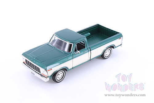 Showcasts Collectibles - Ford F-150 Custom Pickup (1979, 1/24 scale diecast model car, Asstd.) 79346/2/16D