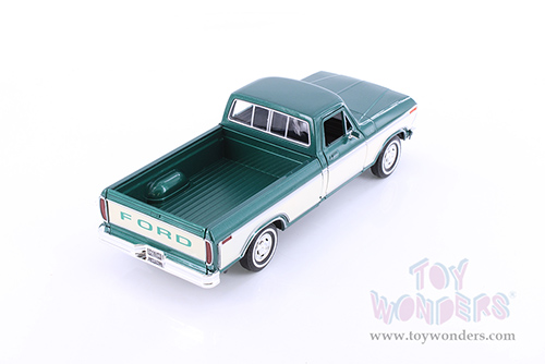 Showcasts Collectibles - Ford F-150 Custom Pickup (1979, 1/24 scale diecast model car, Asstd.) 79346/2/16D
