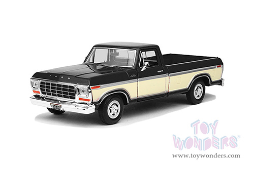Showcasts Collectibles - Ford F-150 Custom Pickup (1979, 1/24 scale diecast model car, Black) 79346AC/BK