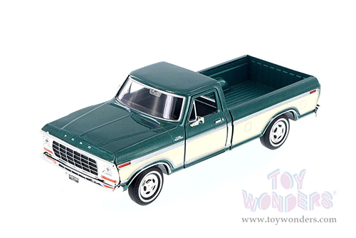 Showcasts Collectibles - Ford F-150 Custom Pickup (1979, 1/24 scale diecast model car, Green/Cream) 79346AC/GN