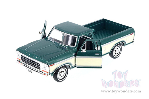 Showcasts Collectibles - Ford F-150 Custom Pickup (1979, 1/24 scale diecast model car, Green/Cream) 79346AC/GN