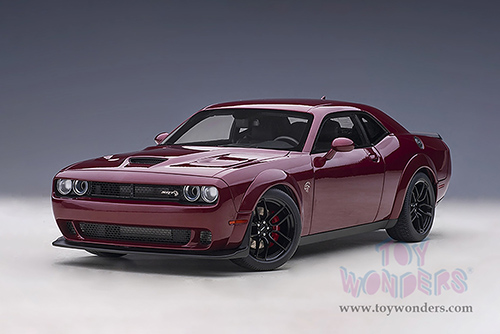 Showcasts Collectibles - Dodge Challenger SRT Hellcat Widebody Hard Top (2018, 1/24 scale diecast model car, Burgundy) 79350BG