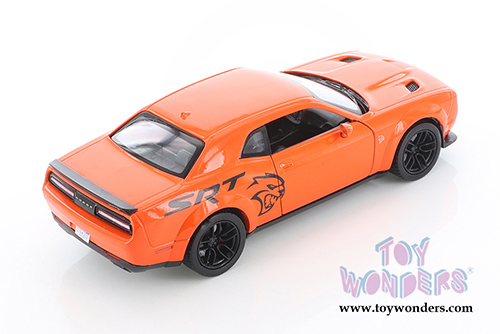 Showcasts Collectibles - Dodge Challenger SRT Hellcat Widebody Hardtop (2018, 1/24 scale diecast model car, Orange) 79350OR
