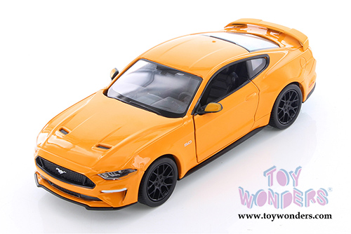 Showcasts® Collectibles - Ford Mustang GT Hardtop (2018, 1/24 scale diecast model car, Asstd.) 79352/16D