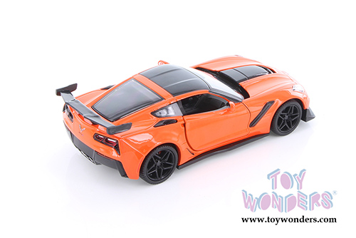 Showcasts&reg;  Collectibles - Chevrolet&reg; Corvette&reg; ZR1 Hardtop (2019, 1/24 scale diecast model car, Orange) 79356OR