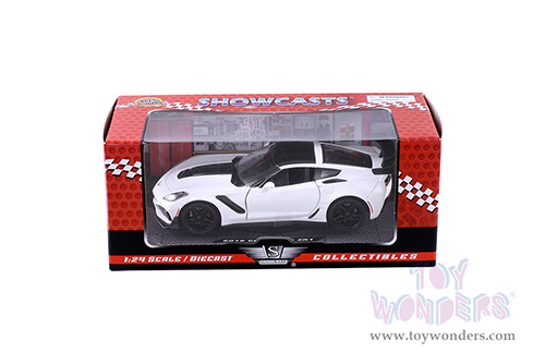 Showcasts  Collectibles - Chevrolet® Corvette® ZR1 Hardtop (2019, 1/24 scale diecast model car, White) 79356WT