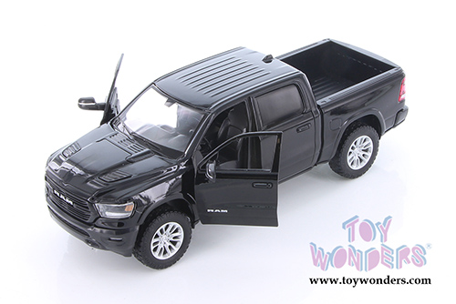 Showcasts Collectibles - Dodge Ram 1500 Crew Cab Laramie Pickup Truck (2019, 1/24 scale diecast model car, Asstd.) 79357/16D