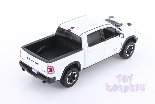 Showcasts Collectibles - Dodge Ram 1500 Crew Cab Laramie & Ram 1500 Crew Cab Rebel Pickup Trucks Assortment (2019, 1/27 scale diecast model car, Asstd.) 79357/8/16D