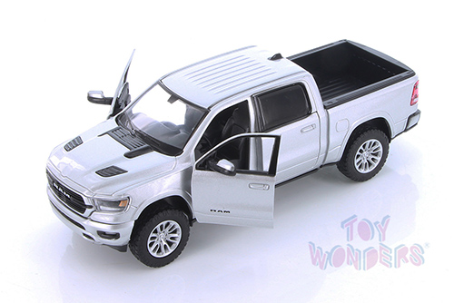 Showcasts Collectibles - Dodge Ram 1500 Crew Cab Laramie & Ram 1500 Crew Cab Rebel Pickup Trucks Assortment (2019, 1/27 scale diecast model car, Asstd.) 79357/8/16D