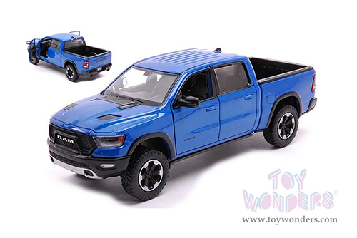 Motormax Premium American - Dodge Ram 1500 Crew Cab Rebel Pickup Truck (2019, 1/24 scale diecast model car, Blue) 79358BU