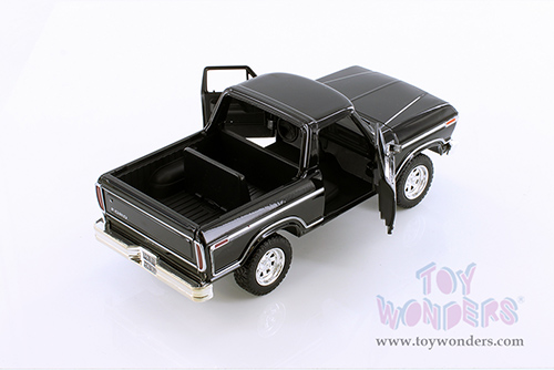 Showcasts Collectibles - Ford Bronco Convertible (1978, 1/24 scale diecast model car, Asstd.) 79374/16D