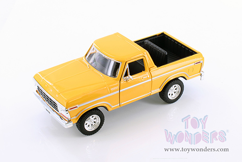 Showcasts Collectibles - Ford Bronco Convertible (1978, 1/24 scale diecast model car, Asstd.) 79374/16D