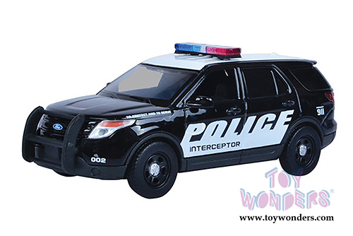 Motormax - Ford Police Interceptor Utility with Realistic Light and Sound (2015, 1/24 scale diecast model car, Black/White) 79534