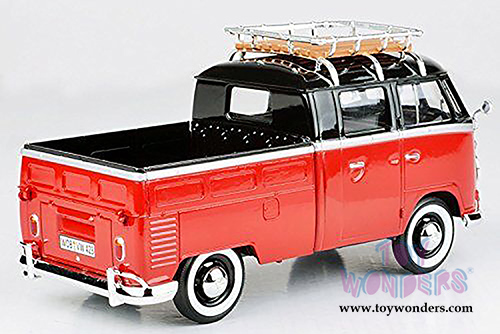 Motormax - Volkswagen Type 2 (T1) Delivery Van with Roof Rack (1/24 scale diecast model car, Red/Black) 79552RDBK
