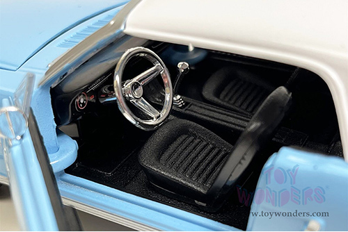 Motormax 007 James Bond Collection - Ford Mustang James Bond 007 "Thunderball" (60 years of Bond) (1964.5 1/24 scale diecast model car, Light Blue with White Top) 79855