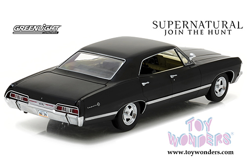 Greenlight Hollywood - Supernatural Join The Hunt Chevrolet&reg; Impala&trade; Sport Sedan (1967, 1/24 scale diecast model car, Black) 84032/12