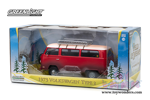 Greenlight Hollywood - Field of Dreams Volkswagen&reg; Type 2 (1973, 1/24 scale diecast model car, Red/White) 84034