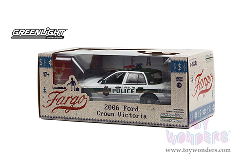 Greenlight Hollywood Series 15 | Ford Crown Victoria Police Interceptor "Duluth Police" (Minnesota) "Fargo" (2006, 1/24 scale diecast model car, White/Green) 84153