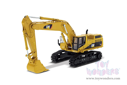 Diecast Masters - Caterpillar® 365B L Series II Hydraulic Excavator with 2 PVC Figurines - Core Classics Series (1/50 scale diecast model car, Yellow) 85058C MAP: $104.99