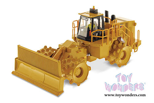 Diecast Masters - Caterpillar 836H Landfill Compactor - Core Classics Series (1/50 scale diecast model car, Yellow) 85205