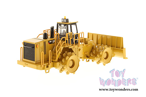 Diecast Masters - Caterpillar 836H Landfill Compactor - Core Classics Series (1/50 scale diecast model car, Yellow) 85205
