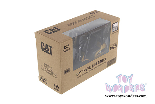 Diecast Masters - Caterpillar P5000 Lift Truck with Operator - Core Classics Series (1/25 scale diecast model car, Yellow) 85223C