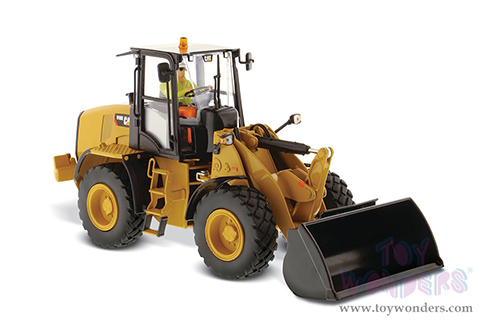 Diecast Masters - Caterpillar® 910K Wheel Loader with Operator - High Line Series (1/32 scale diecast model car, Yellow) 85294 MAP: $104.99