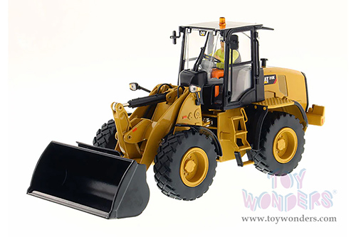 Diecast Masters - Caterpillar® 910K Wheel Loader with Operator - High Line Series (1/32 scale diecast model car, Yellow) 85294 MAP: $104.99