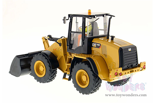 Diecast Masters - Caterpillar® 910K Wheel Loader with Operator - High Line Series (1/32 scale diecast model car, Yellow) 85294 MAP: $104.99