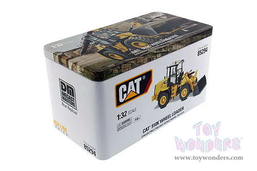 Diecast Masters - Caterpillar® 910K Wheel Loader with Operator - High Line Series (1/32 scale diecast model car, Yellow) 85294 MAP: $104.99