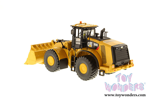 Diecast Masters - Caterpillar 980K Wheel Loader Rock Configuration Tractor with Operator - High Line Series (1/50 scale diecast model car, Yellow) 85296