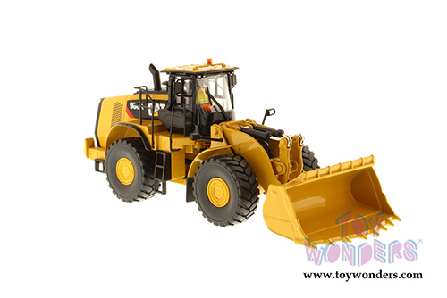 Diecast Masters - Caterpillar 980K Wheel Loader Rock Configuration Tractor with Operator - High Line Series (1/50 scale diecast model car, Yellow) 85296