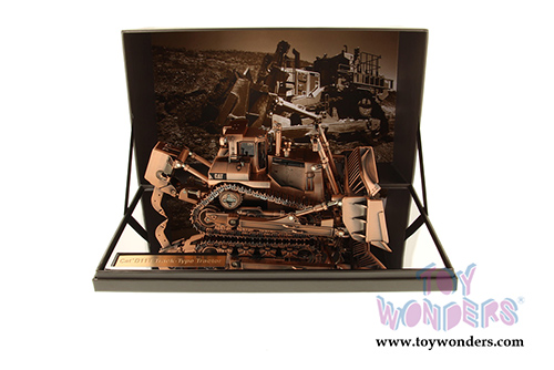 Diecast Masters - Caterpillar D11T Track-Type Tractor - Commemorative Series (1/50 scale diecast model car, Copper Finish) 85517