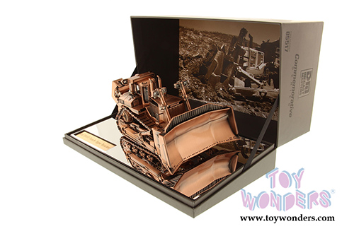 Diecast Masters - Caterpillar D11T Track-Type Tractor - Commemorative Series (1/50 scale diecast model car, Copper Finish) 85517