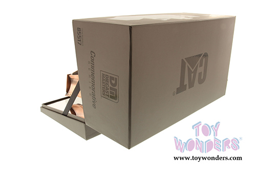 Diecast Masters - Caterpillar D11T Track-Type Tractor - Commemorative Series (1/50 scale diecast model car, Copper Finish) 85517