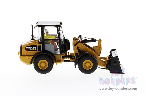 Diecast Masters - Caterpillar® 906M Compact Wheel Loader with Operator - High Line Series (1/50 scale diecast model car, Yellow) 85557 MAP: $54.99