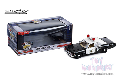 Greenlight - Dodge Monaco Mount Prospect Police Department - Hot Pursuit Series 6 (1974, 1/24 scale diecast model car, White/Black) 85561
