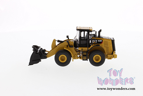 Diecast Masters - Caterpillar 950M Wheel Loader (1/64 scale diecast model car, Yellow/Black) 85608