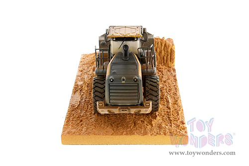 Diecast Masters - Caterpillar&reg; 966M Weathered Wheel Loader with operator - Weathered Series (1/50 scale diecast model car, Yellow/Black) 85703