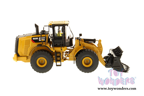 Diecast Masters - Caterpillar 966M Wheel Loader with Operator - High Line Series (1/50 scale diecast model car, Yellow) 85928