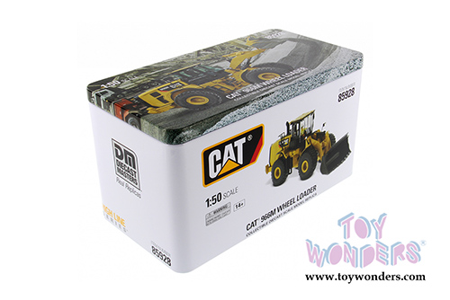 Diecast Masters - Caterpillar 966M Wheel Loader with Operator - High Line Series (1/50 scale diecast model car, Yellow) 85928