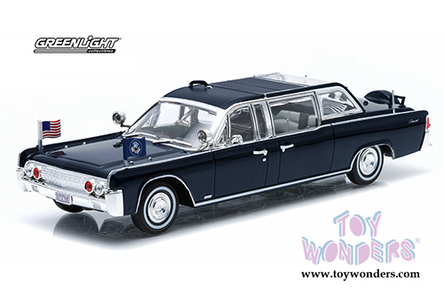 Greenlight Presidential Limos - John F. Kennedy's Lincoln Continental SS-100-X Limousine (1961, 1/43 scale diecast model car, Blue) 86110A/24