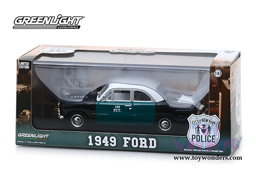 Greenlight - Ford New York City Police Department (NYPD) (1949, 1/43 scale diecast model car, Green w/White) 86165