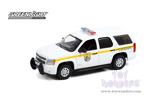 Greenlight - Chevrolet® Tahoe - U.S. Fish & Wildlife Service Law Enforcement (2012, 1/43 scale diecast model car, White with Yellow stripes) 86190